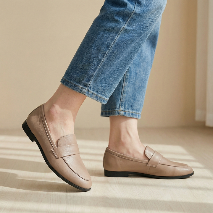Reese | Minimalist Penny Loafer Orthopedic Flats in Leather