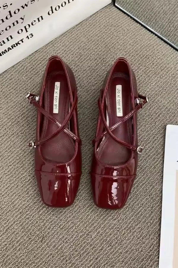 Vivette | Patent Cross-Strap Square Toe Orthopedic Flats