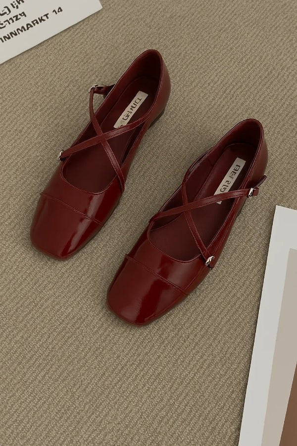 Vivette | Patent Cross-Strap Square Toe Orthopedic Flats