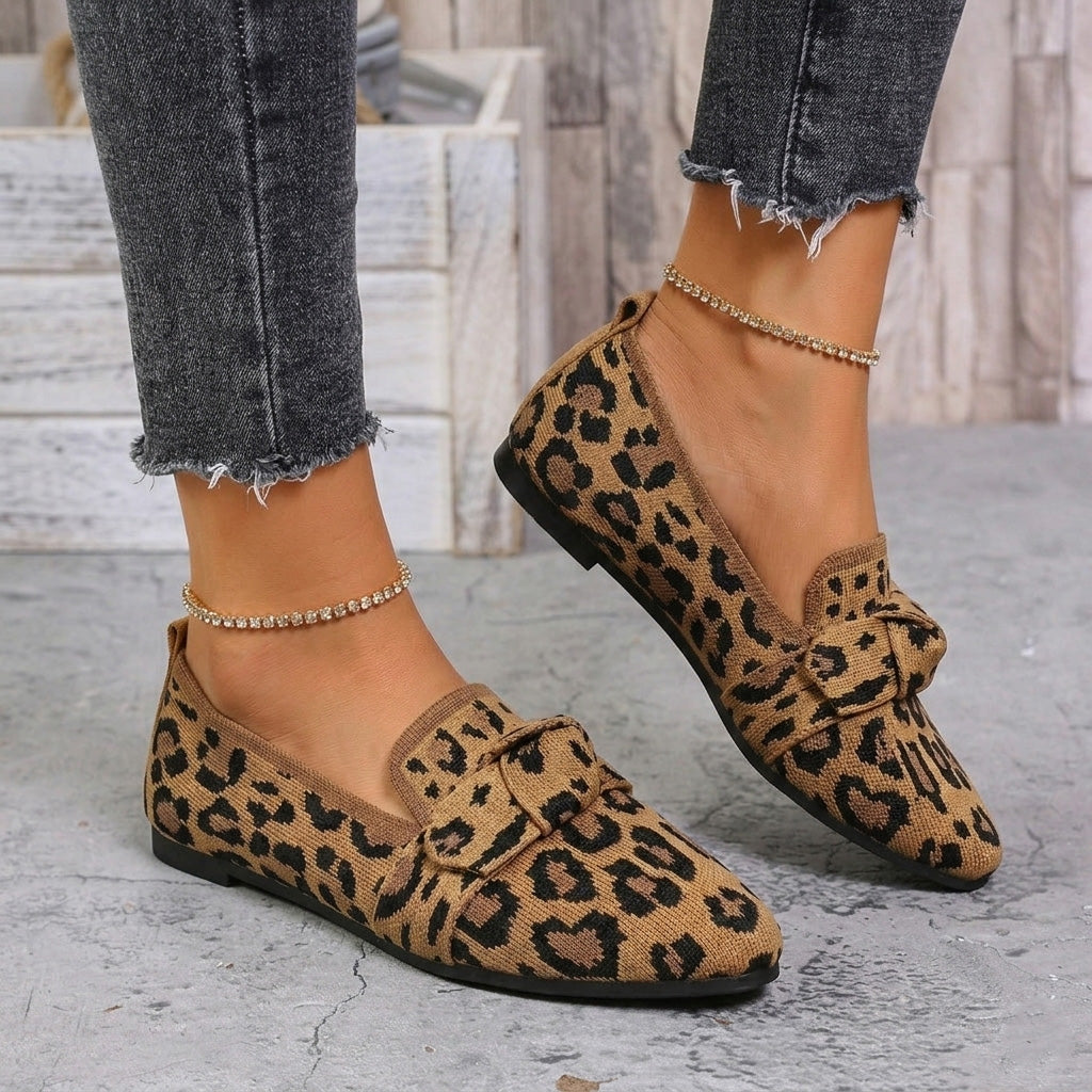Isadora | Women's Pointed Toe Orthopedic Flats with Bow Knot Detail