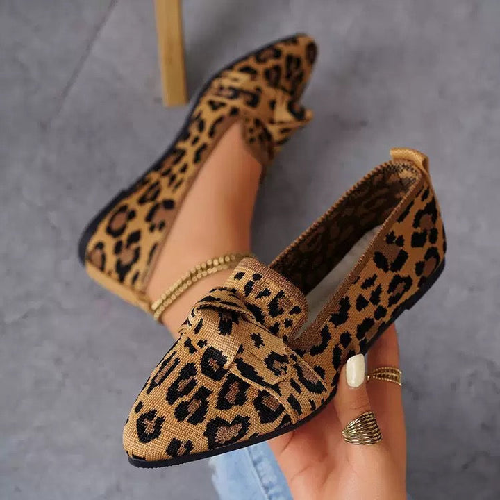 Isadora | Women's Pointed Toe Orthopedic Flats with Bow Knot Detail