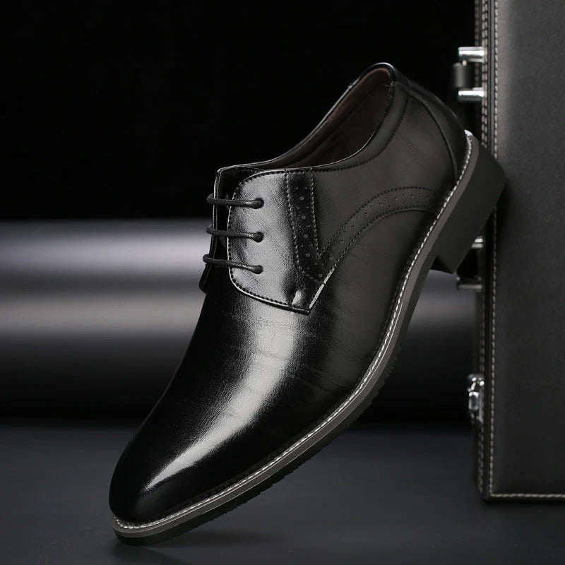 Men's Oxford Shoes Polished Brogue Leather Formal Shoes 0