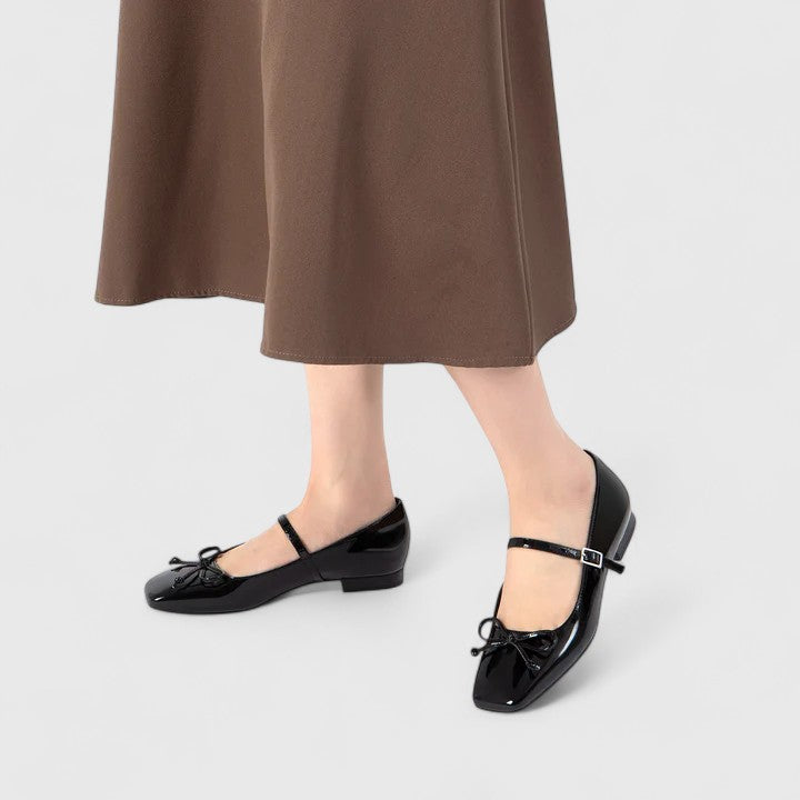 Amelie | Bow Detail Mary Jane Orthopedic Flats in Metallic Leather