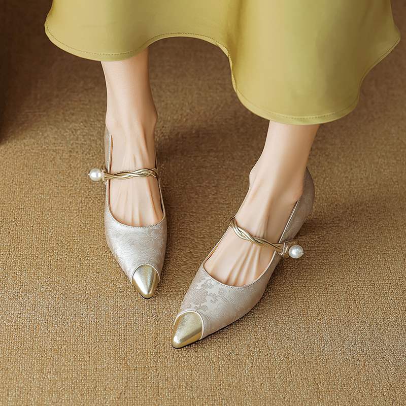 Solene Pearl-Accent Kitten Heels – Women's Pointed Toe Slingback Shoes