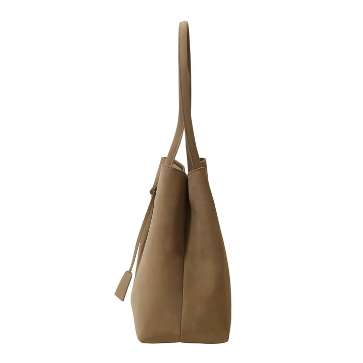 Womens Chic Spacious Tote Bag Durable Fabric Design 2