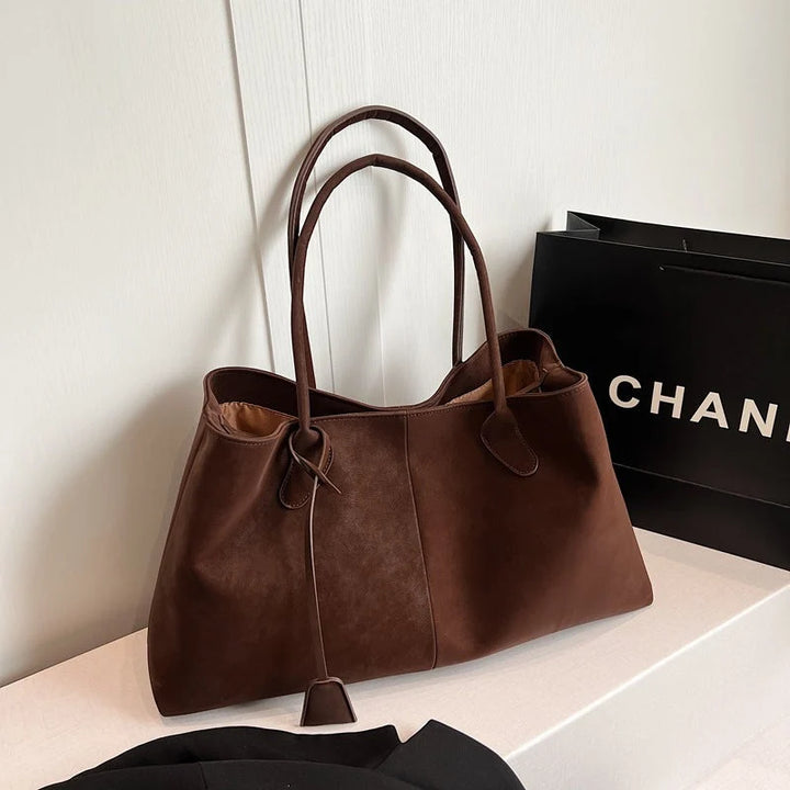 Womens Chic Spacious Tote Bag Durable Fabric Design 6