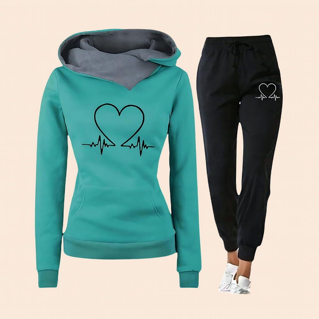 Liselotte | Women's Relaxed Tracksuit – Heart Detail Loungewear Set