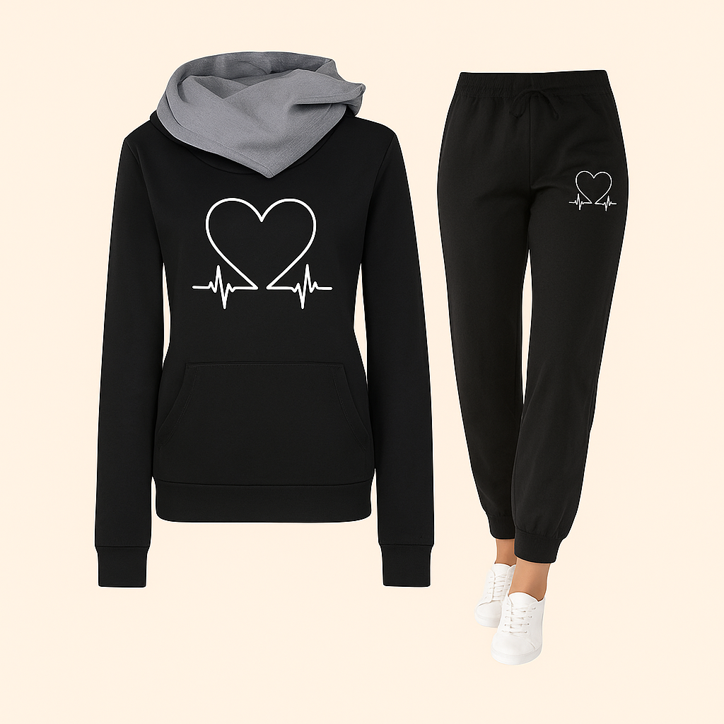 Liselotte | Women's Relaxed Tracksuit – Heart Detail Loungewear Set