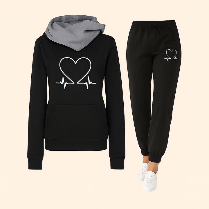 Liselotte | Women's Relaxed Tracksuit – Heart Detail Loungewear Set